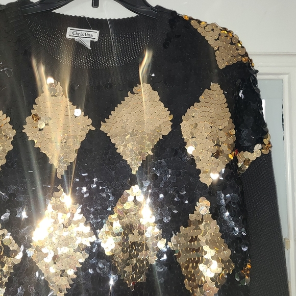 Black & Gold Sequined Sweater - Picture 2 of 5